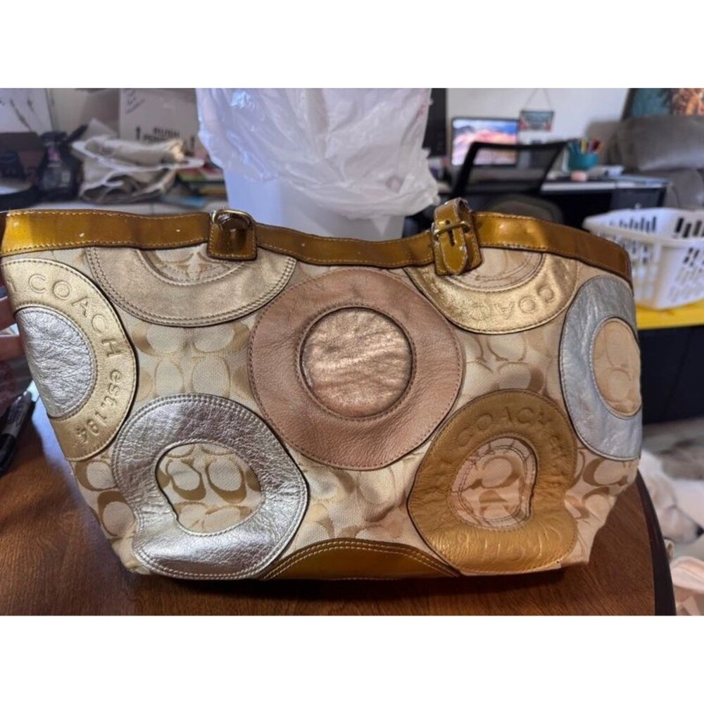 Coach purse